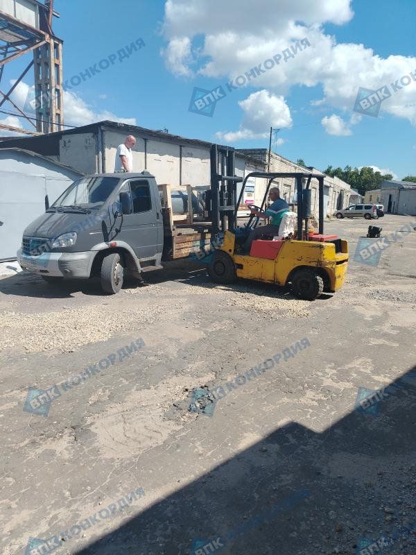 Отгрузка поршневого компрессора Remeza СБ4/С-100.LB30 и ресивера Remeza РВ 500.11.00 в г. Воронеж