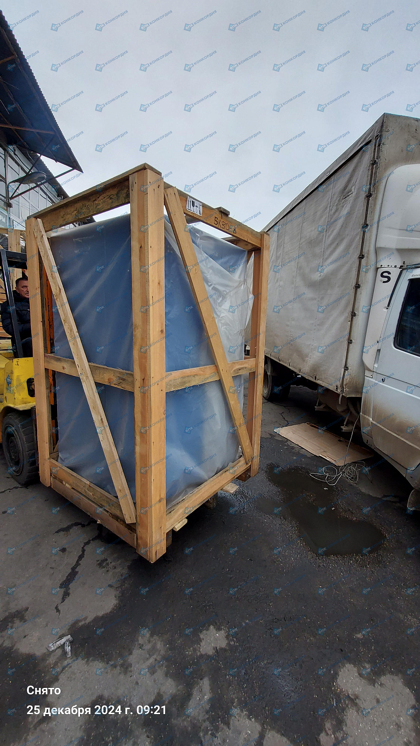 Отгрузка компрессора ZAMMER SK30-8 и ресивера Remeza РВ 900.10.10 в г. Краснодар